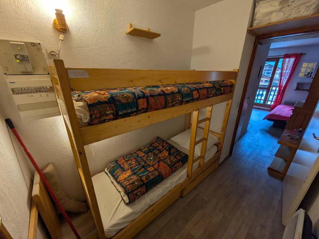 Appartement 4 pers., village, proche pistes, piscine l'été, commerces à pied - 5
