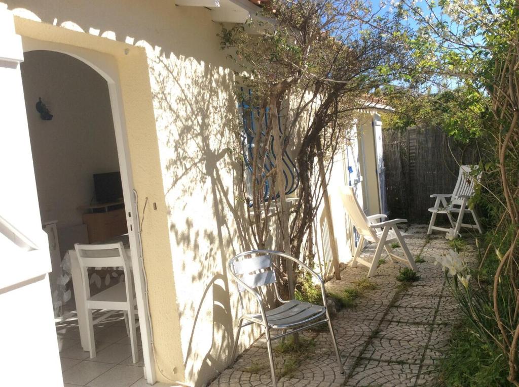 Maisonnette 230m de la mer - 3