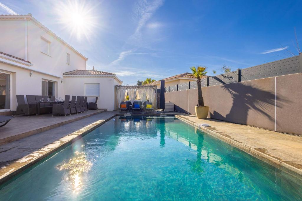 Villa Anja Agde Heated Pool & Jacuzzi Family Villa - 4