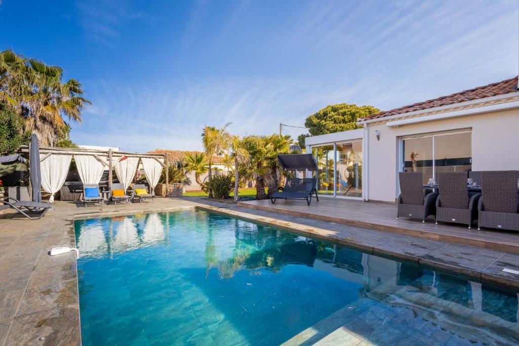 Villa Anja Agde Heated Pool & Jacuzzi Family Villa - 1