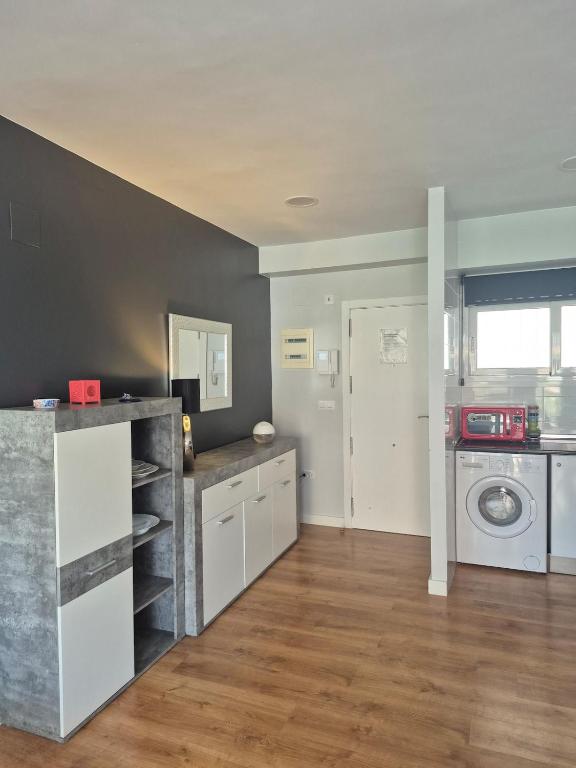 Coqueto Apartment 100m from Levante Beach - 2