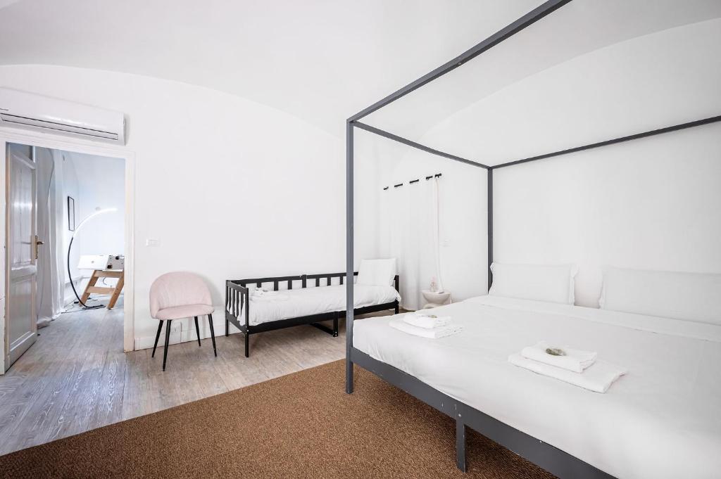 Stunning Loft Near Colosseum and Termini Station WiFi AC - 4