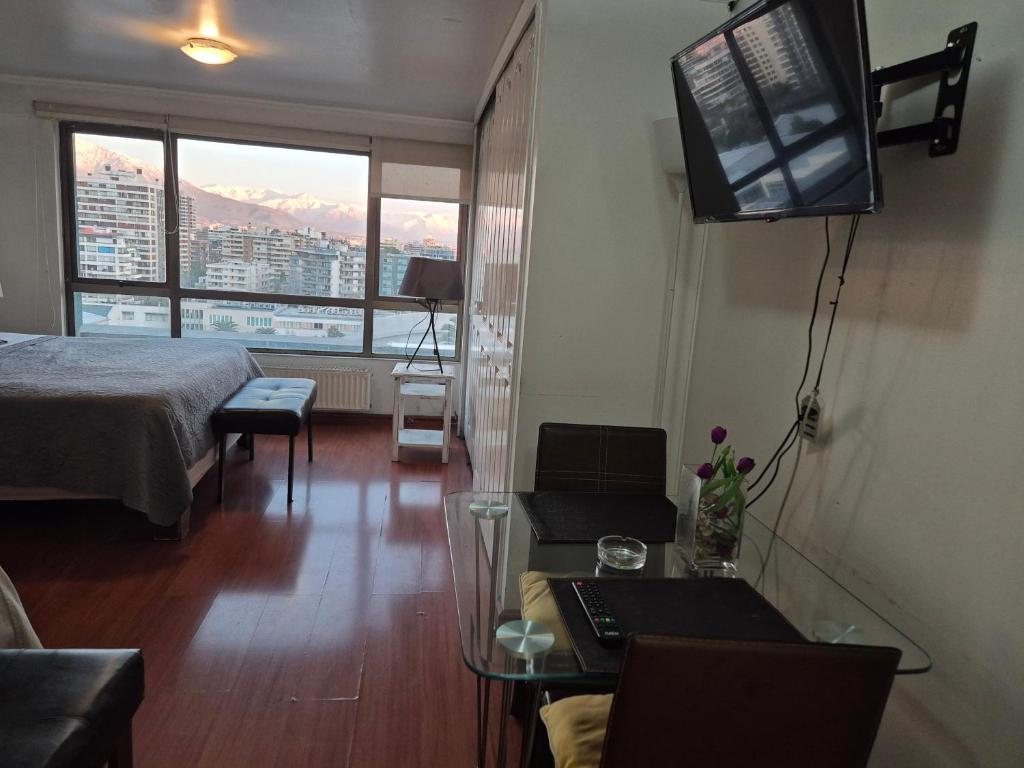 Departamento camas dobles excelente conectividad Providencia - 2