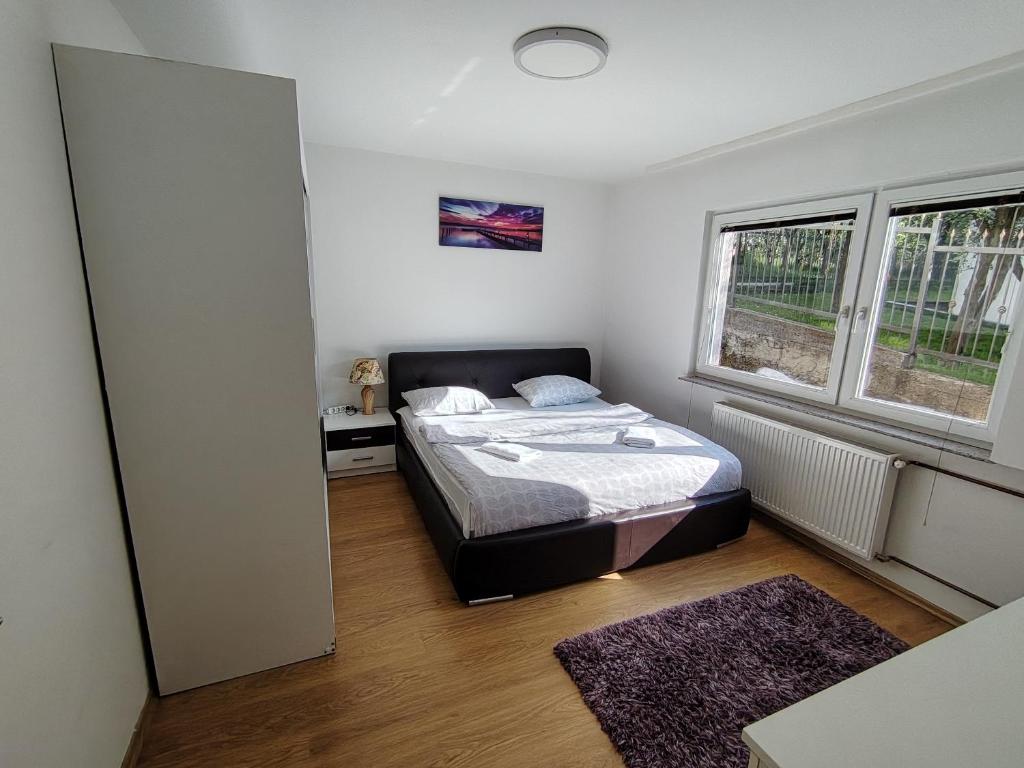 Dino Sarajevo Apartment - 1