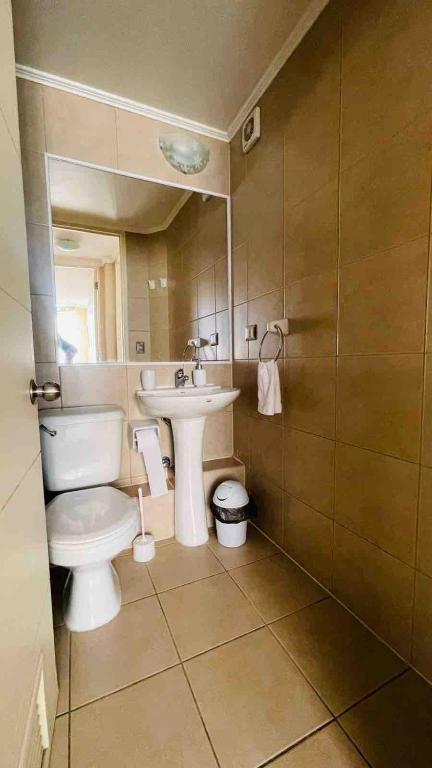 Apartment with balcony, steps from Caleta Portales, 2 bedrooms, 2 bathrooms - 4