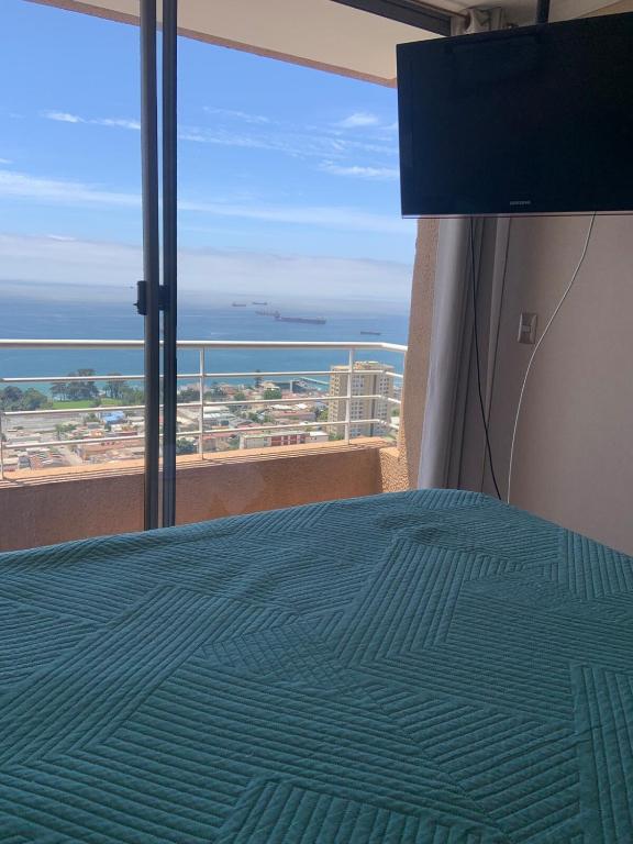Apartment with balcony, steps from Caleta Portales, 2 bedrooms, 2 bathrooms - 5