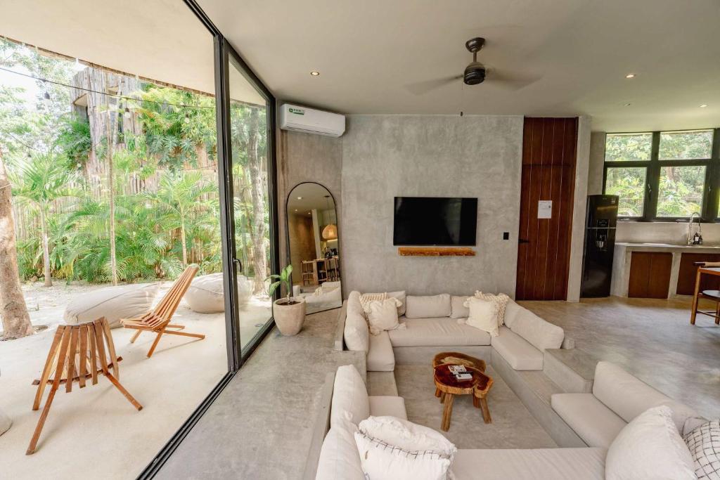 Esencia Villa - 3BR Private Pool & Hammock - 2