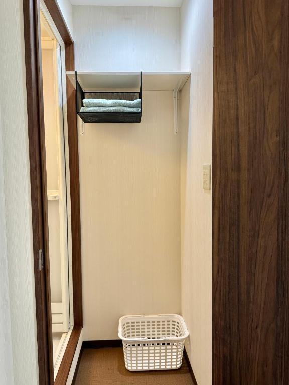 ホステル今鶴 二人部屋 302号室