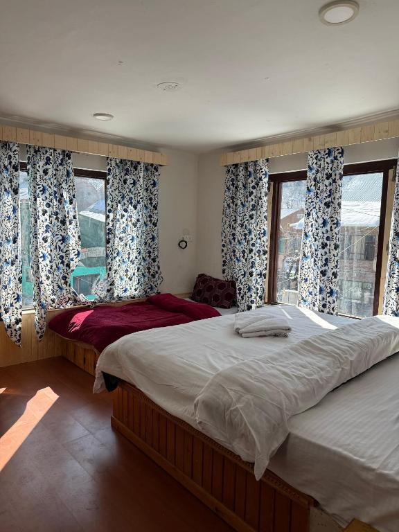 ［チャンダンワリ］アパートメント（m²）｜ 1ベッドルーム／1バスルーム (Mughal resort pahalgam )