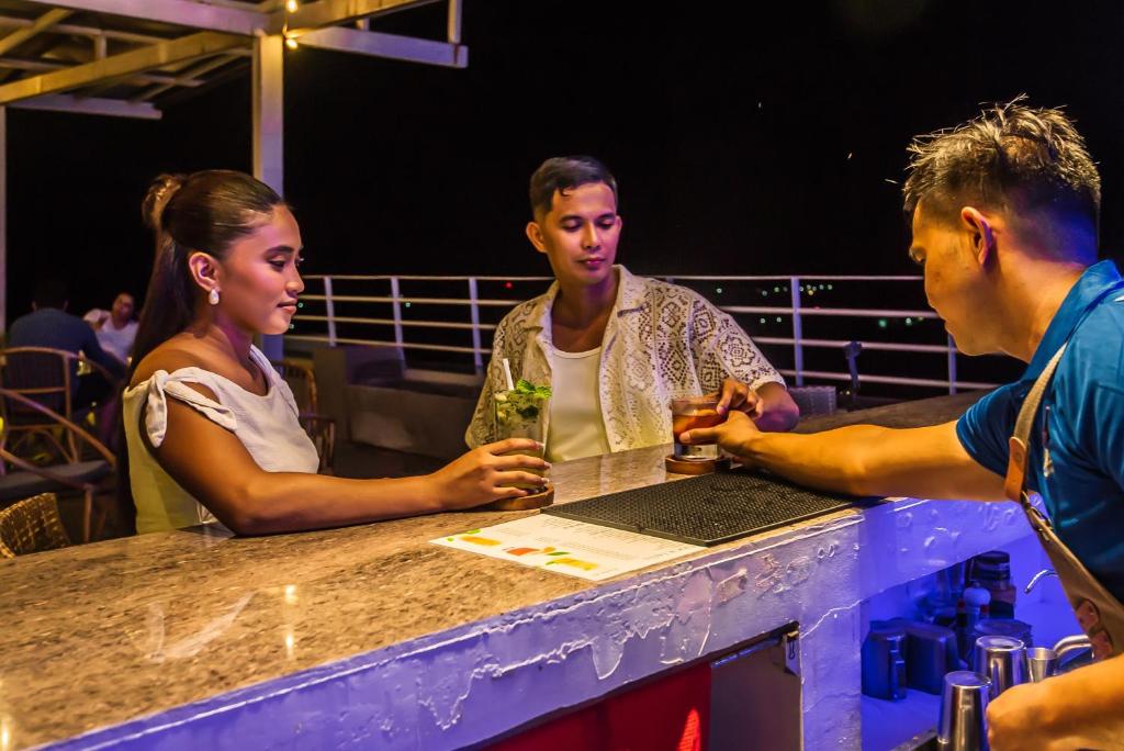 Bar/lounge