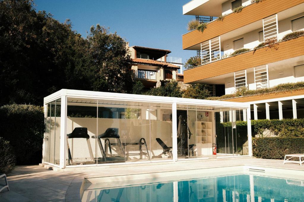 Suite Marina centro Porto Rotondo Piscina Gym - 4
