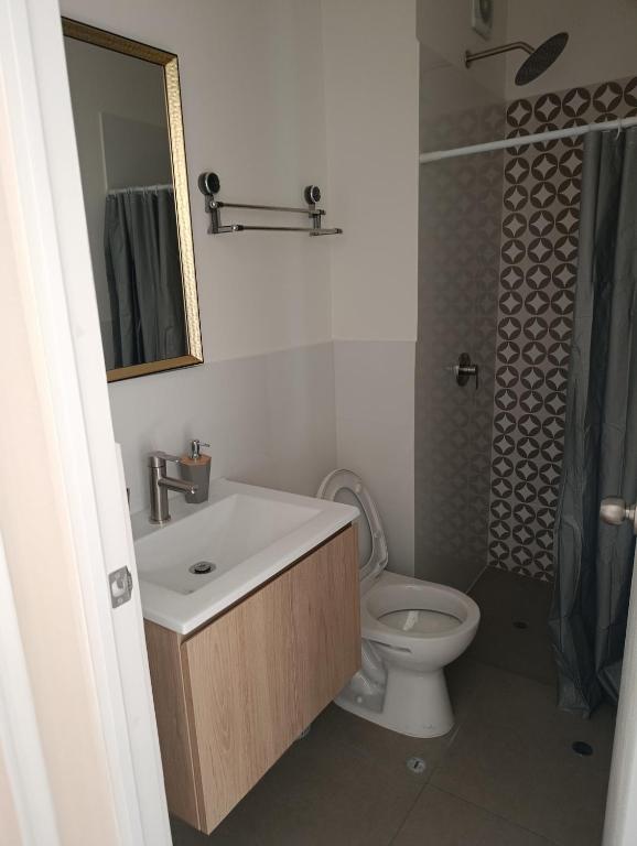 Yako and Whiteman's apartment - 2