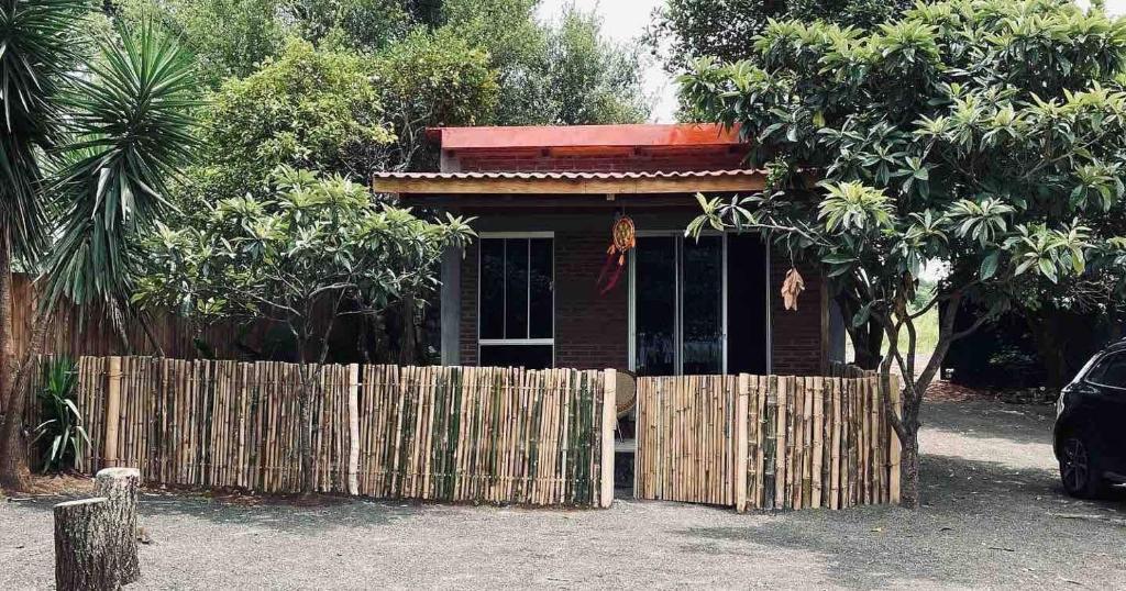 Parque Mburukuja Acogedora cabaña para 2 adultos y 1 niño - 5