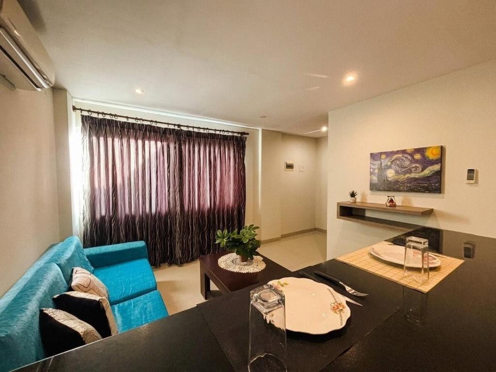Studio with Rooftop Pool, Parking, 4th Ring - 3