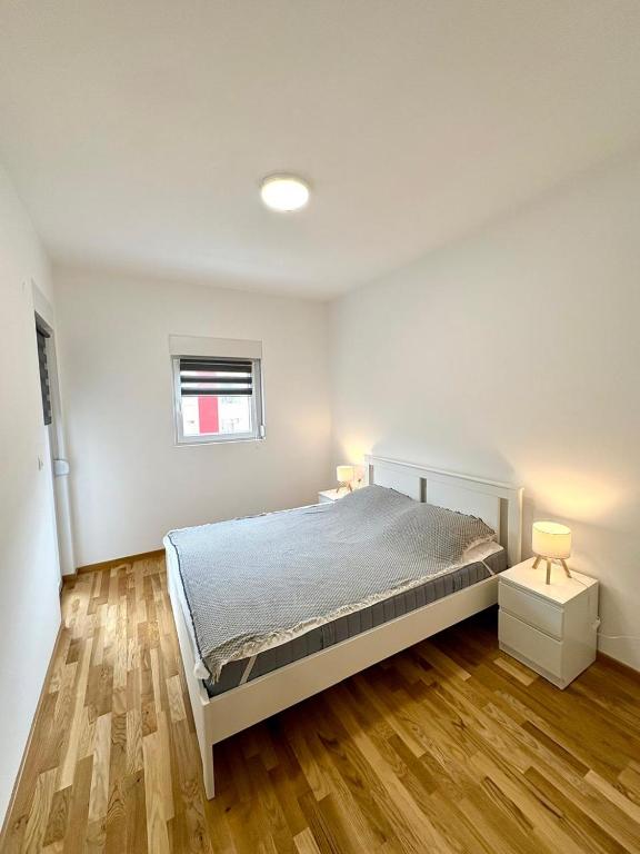 New apartment in Becici - 5
