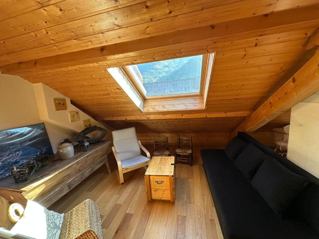 Duplex 6 personnes vue montagne Parking privé proche Alpe d'Huez - 4
