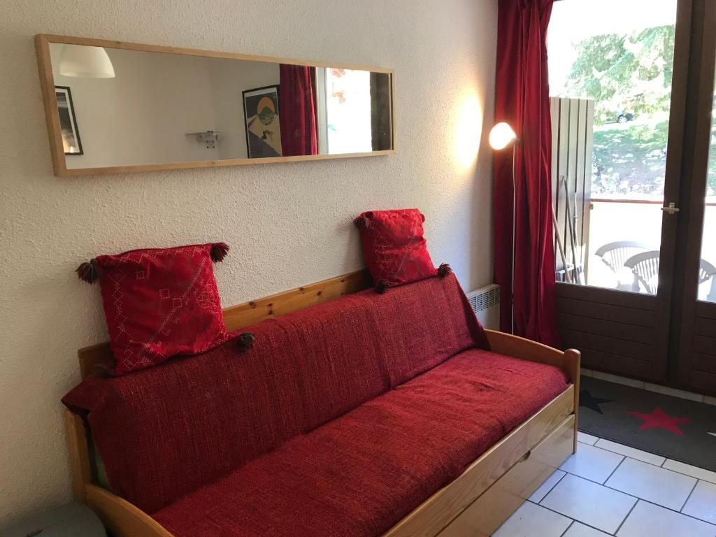 Cozy Alpine Ski Studio in Oz en Oisans - 3