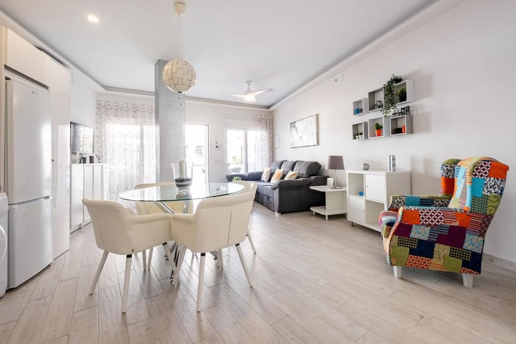 Apartment in the heart of Puerto Marina - 2
