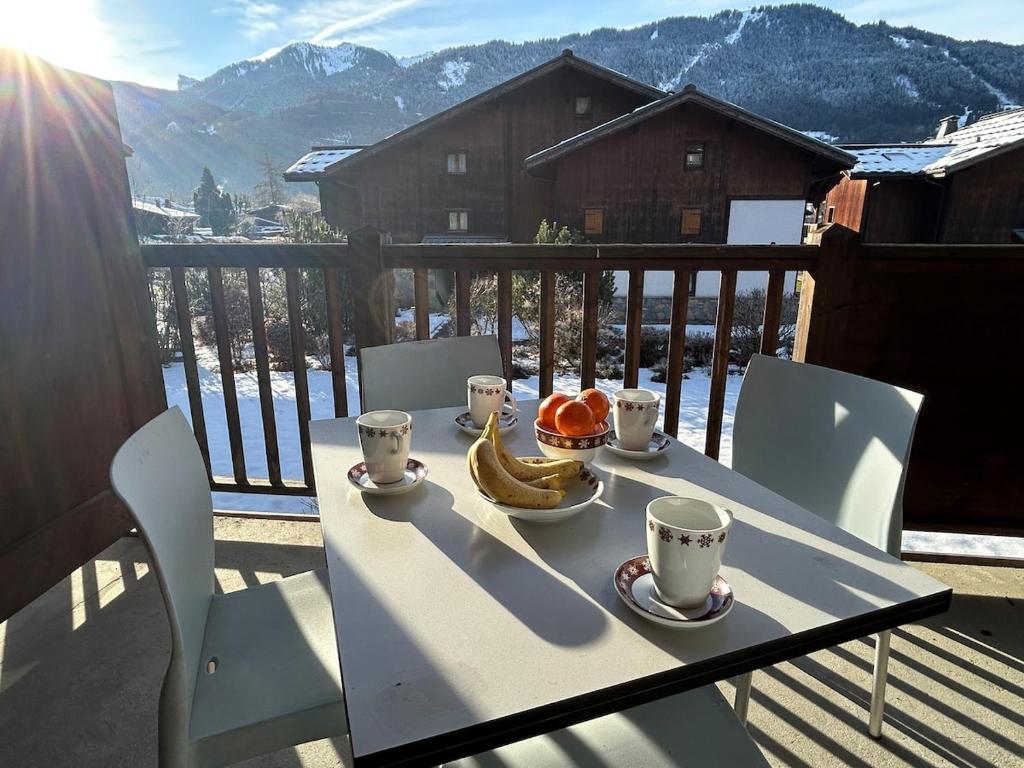 Vue montagne, piscine privée, au coeur de Samoëns - 4