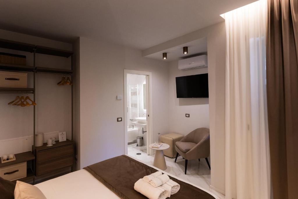 Michelangelo Central Suites - 4