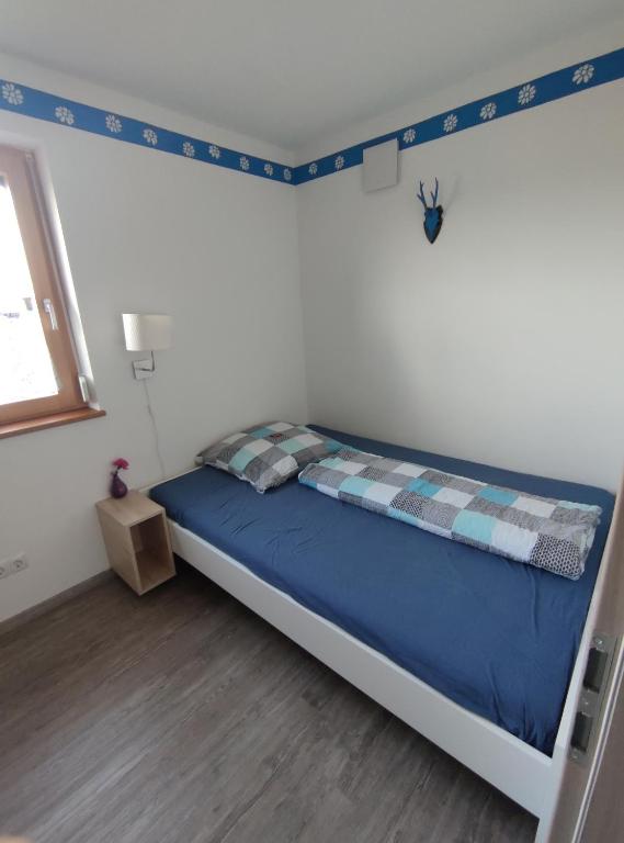Ruhig gelegene Wohnung in schöner Ortsrandlage - 4