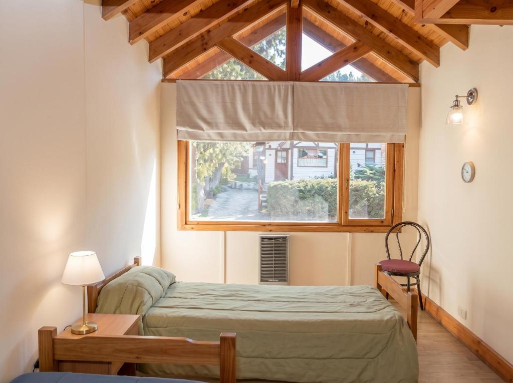 Casa Chalet Patagónica - Hogar a leña y zona tranquila - 4