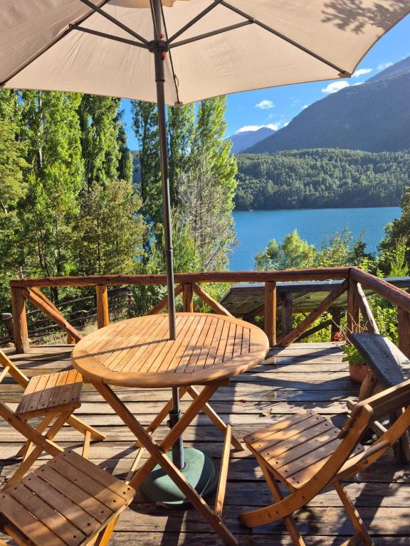 Refugio de Montaña Patagonia a orilla de lago, pesca - 3
