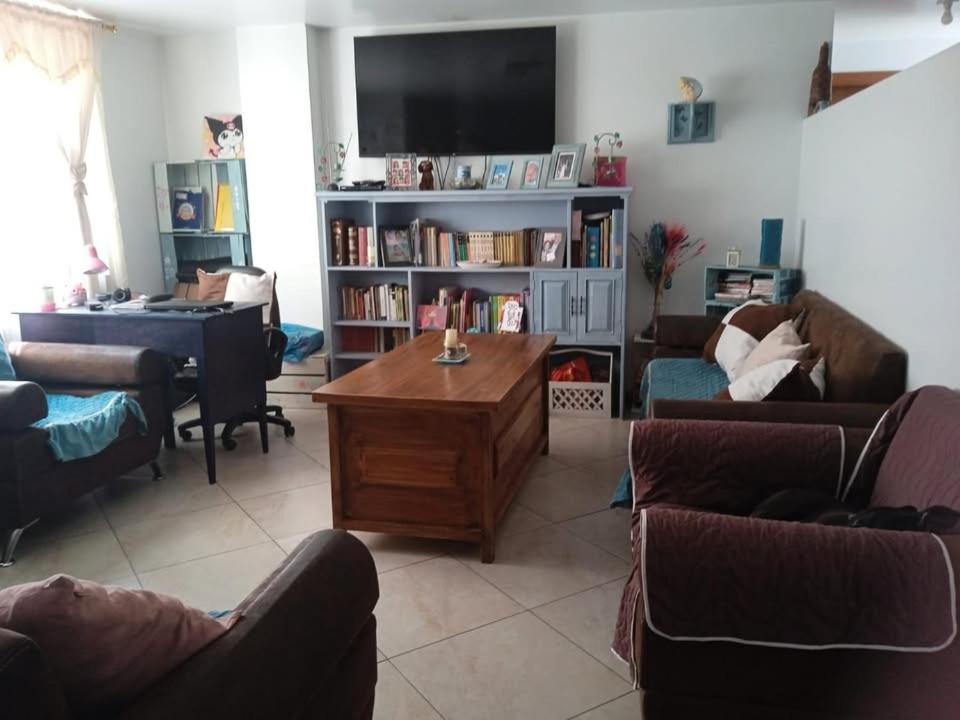 Rumi House - 5