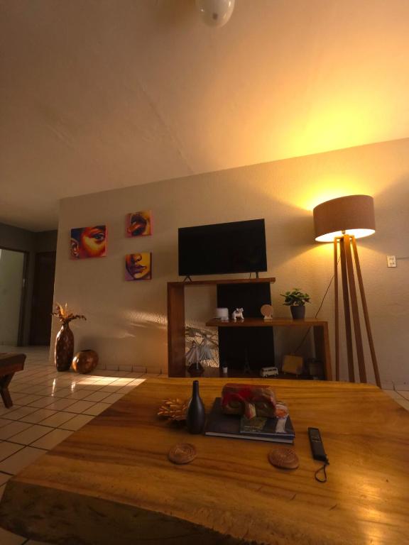 Cozy Apartment in Guadalajara - Perfect for Long Stays & Remote Work - 2