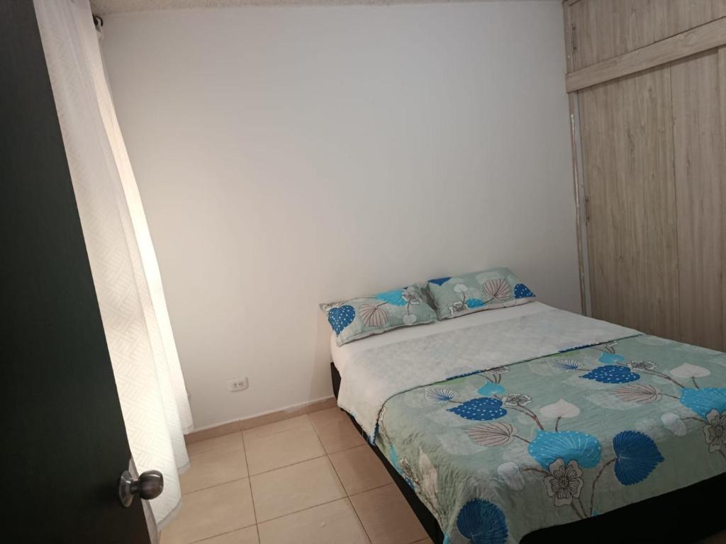 Apartamento con Aire y con Ventilador de tres habitaciones - 4