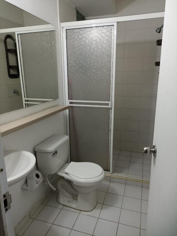 Apartamento Ideal cerca al Terminal, Aeropuerto y Centro Comercial - 4