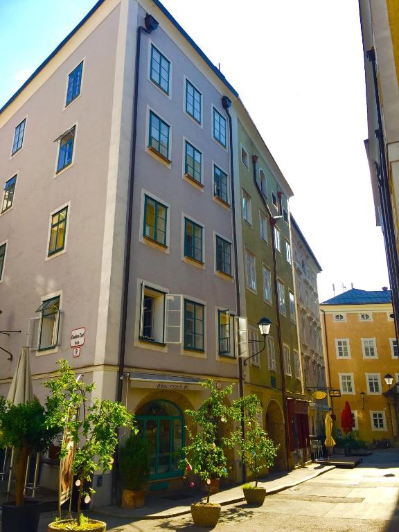 Guesthouse Mozart - Apartment House photo