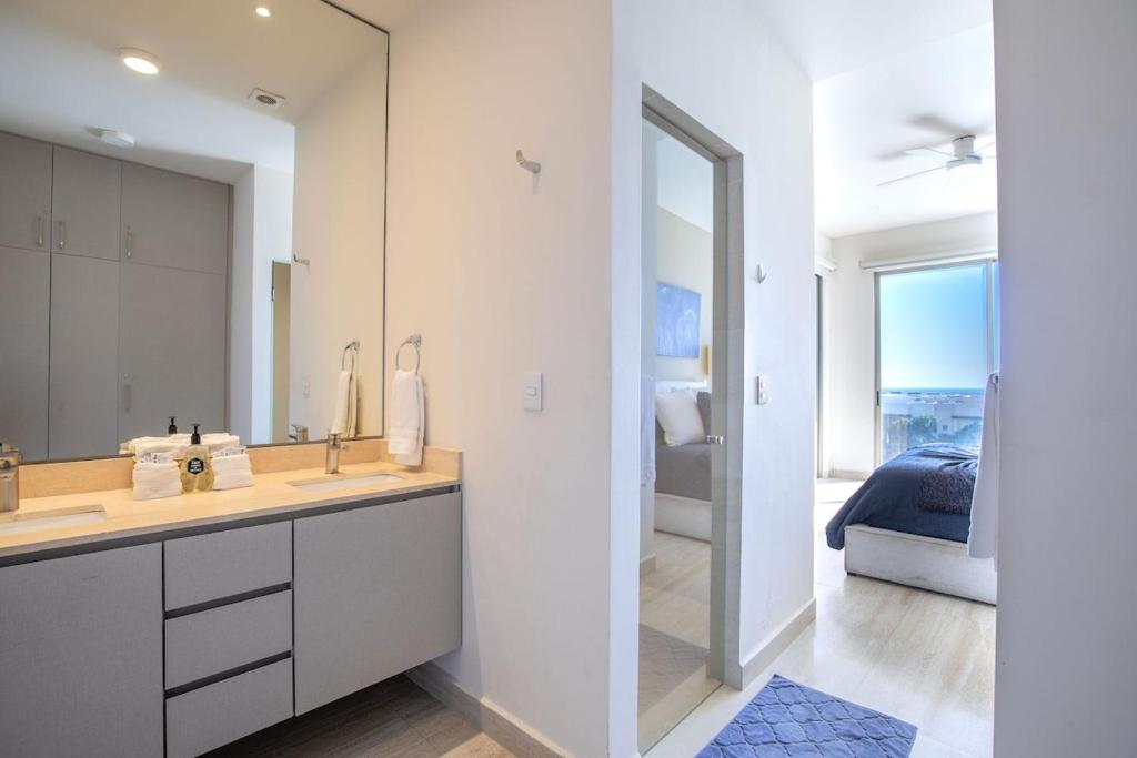 Ocean View Luxe Condo, 3BR 3BA, 5 minutes to Medano! - 2