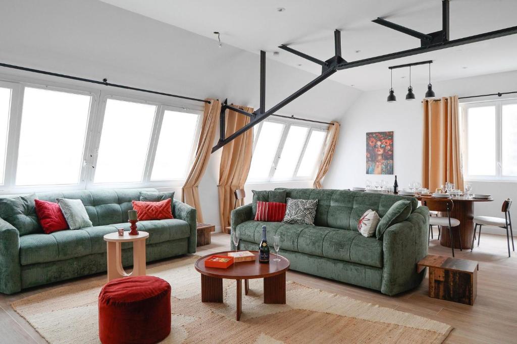 TheBlueStay 265 - Stunning AC Apartment - 1