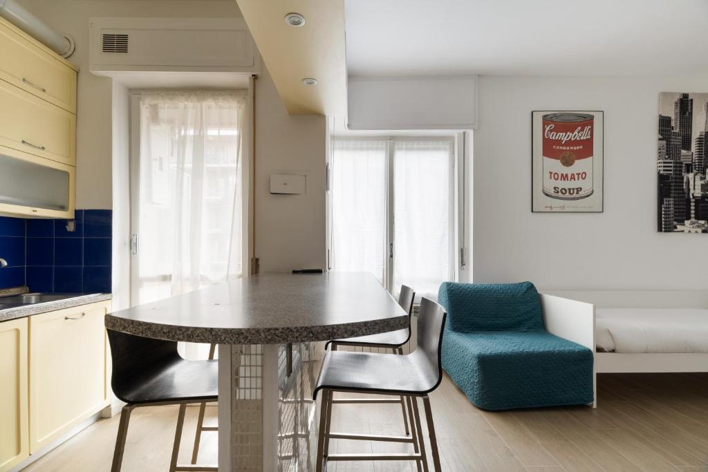 GuestHost - Comfy Studio X3 Famagosta M2 - 3