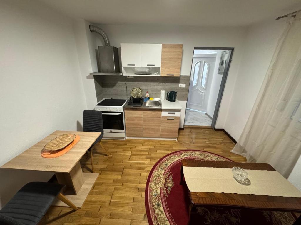 Apartment Maida - 4