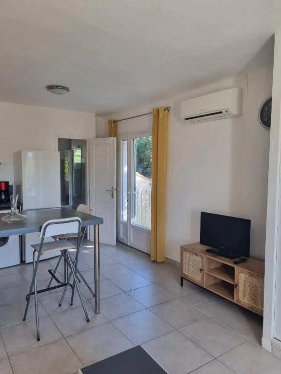 Bel Appartement à Bormes-les-Mimosas de 45 m² - 3