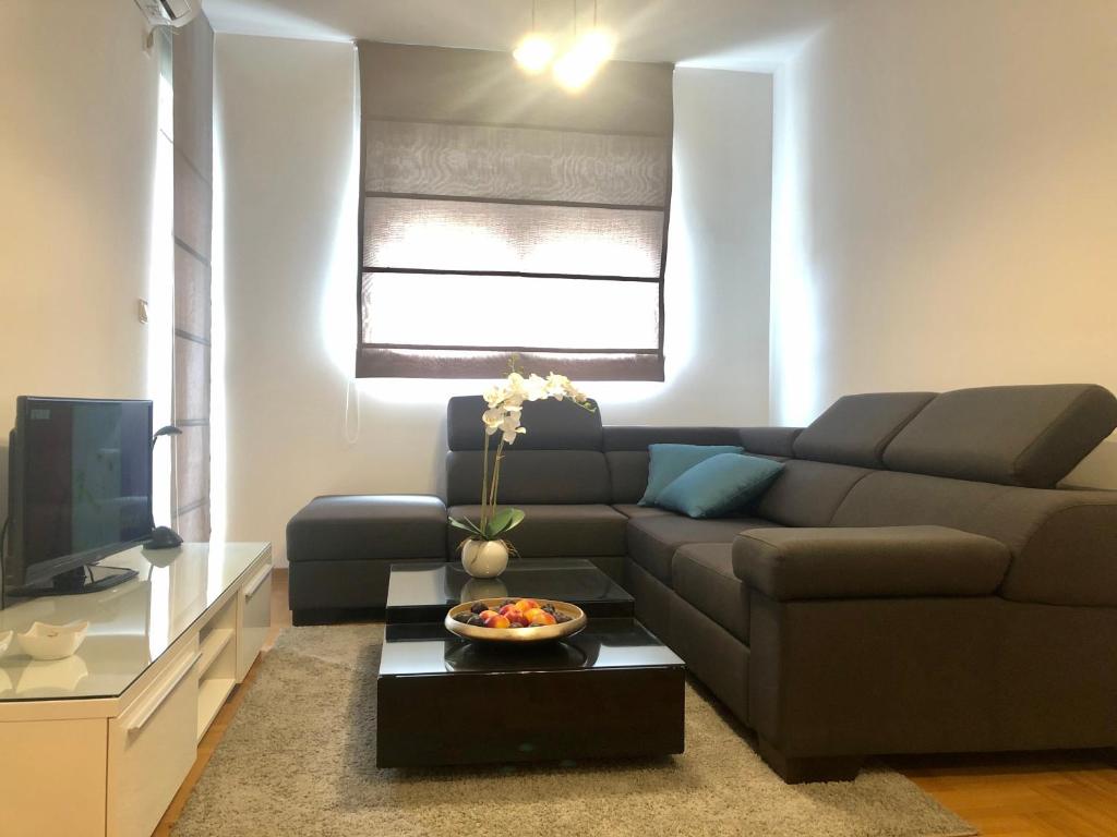 Mina Apartment - 1