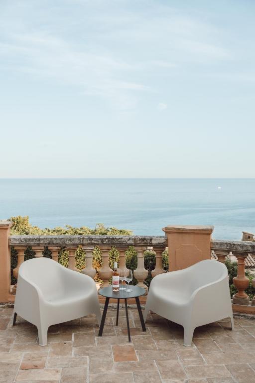 ANTHEOR Vue Mer Féerique 2 pièces dans Villa - 1