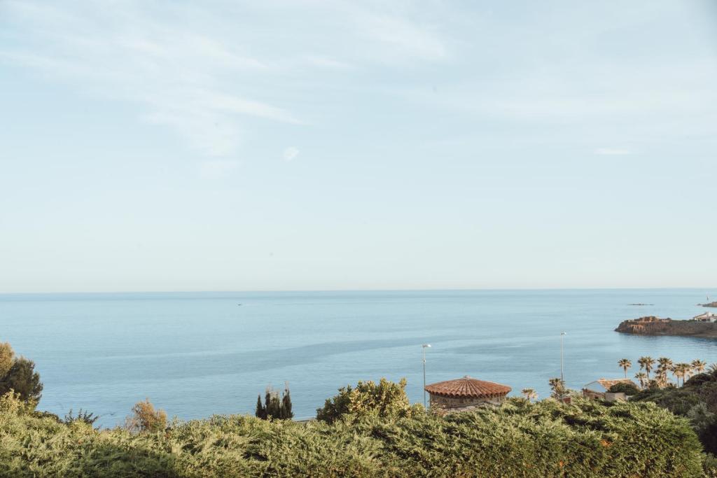 ANTHEOR Vue Mer Féerique 2 pièces dans Villa - 4