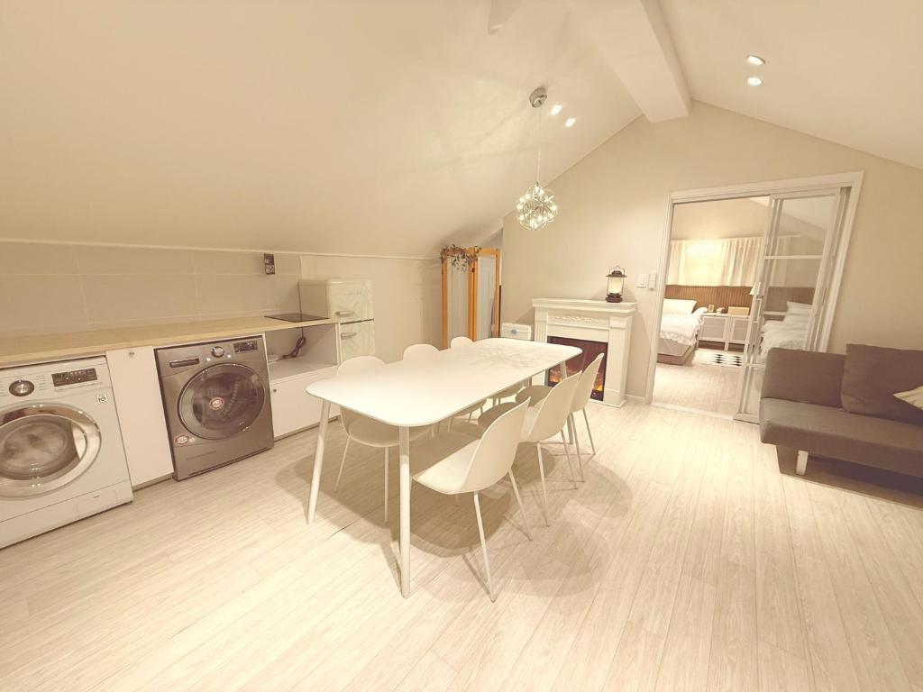 GreeneStay Sindang DDP Seoul