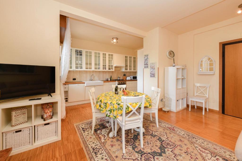 Lorenzini Apartment - 1