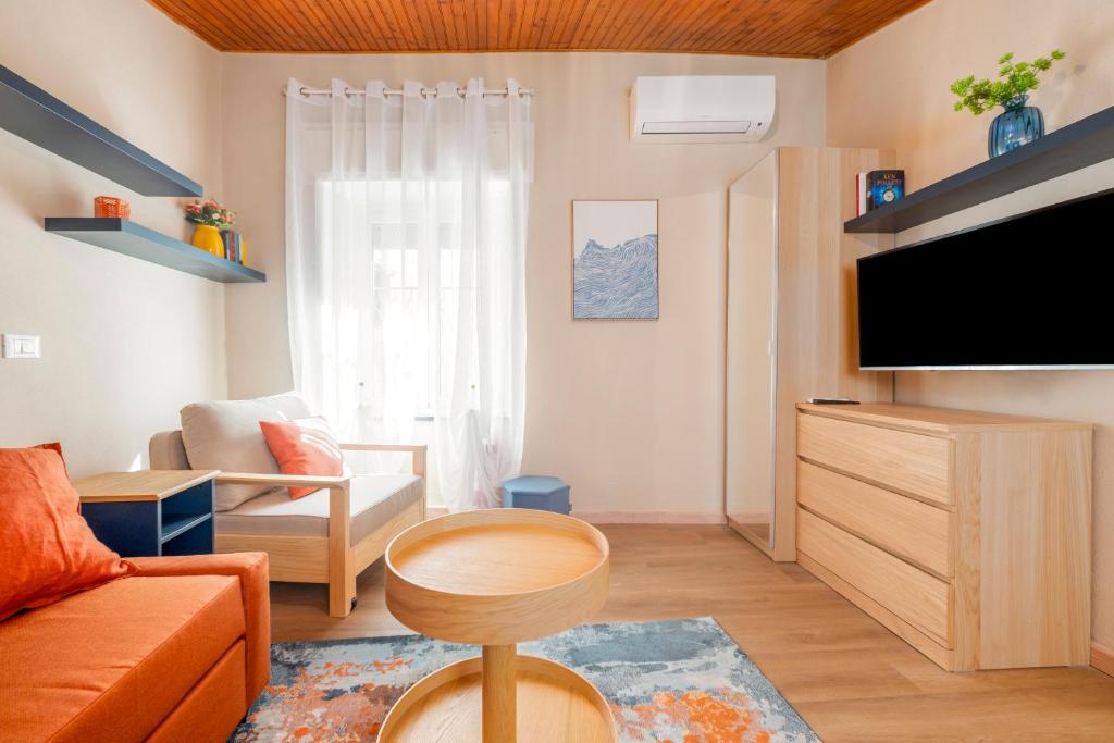 332 - Monolocale rinnovato Premium, 250m Mare e Spiaggia - 2