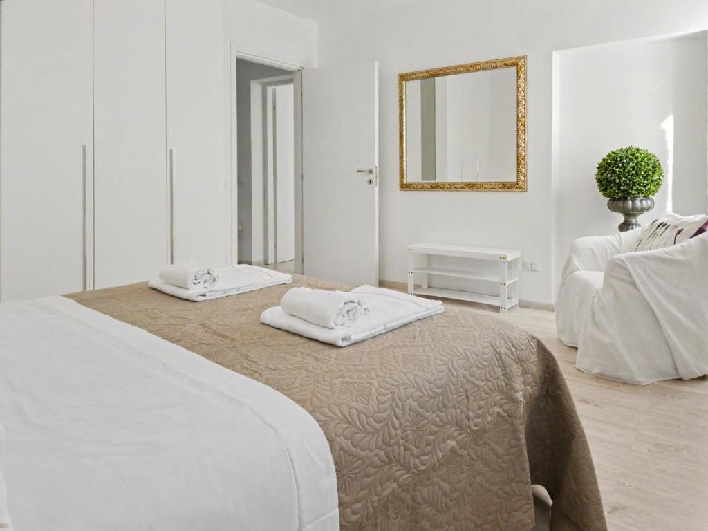 Ca' D'Oro Canal View Apartment - 2 Bedrooms - 5