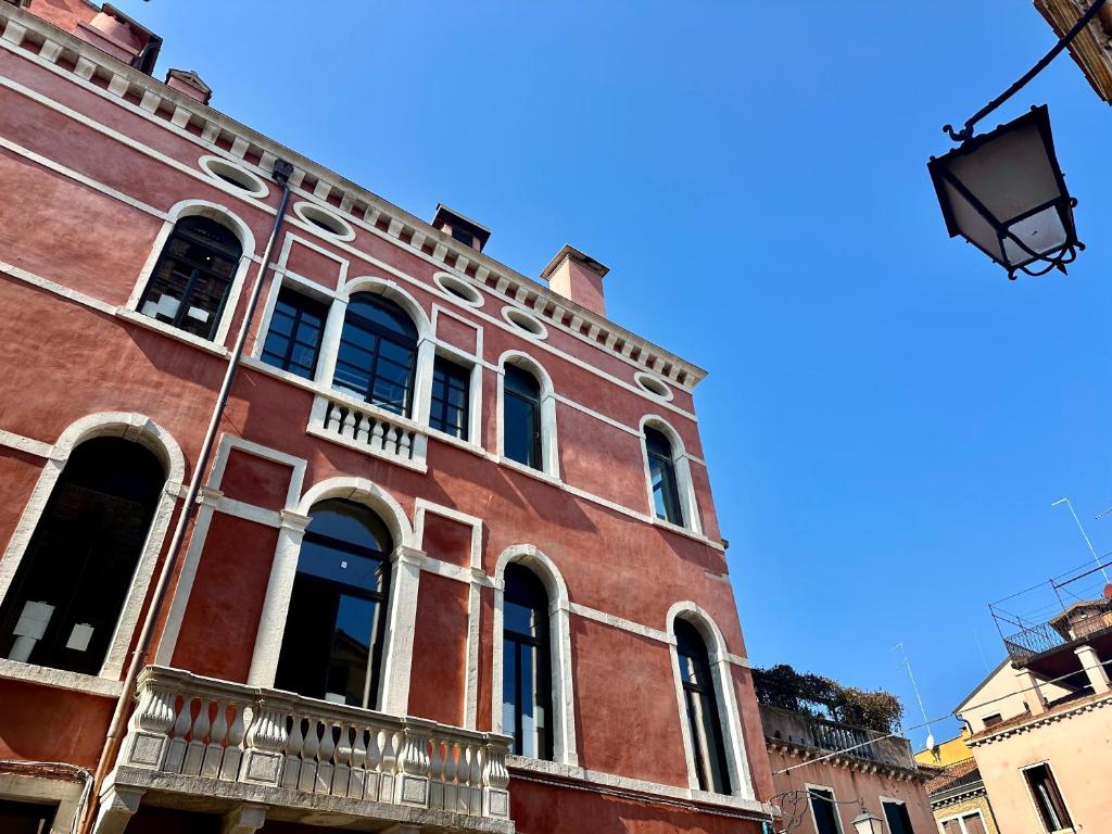 Palazzo De Polo - 1
