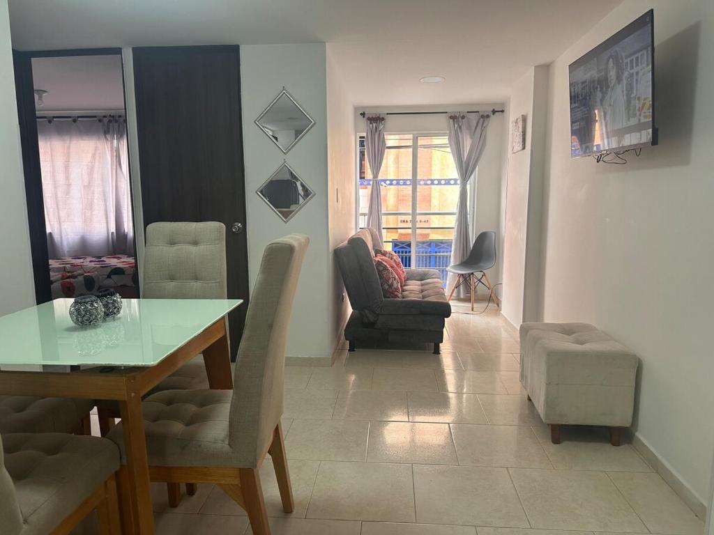 lindo apartamento con parqueadero - 3