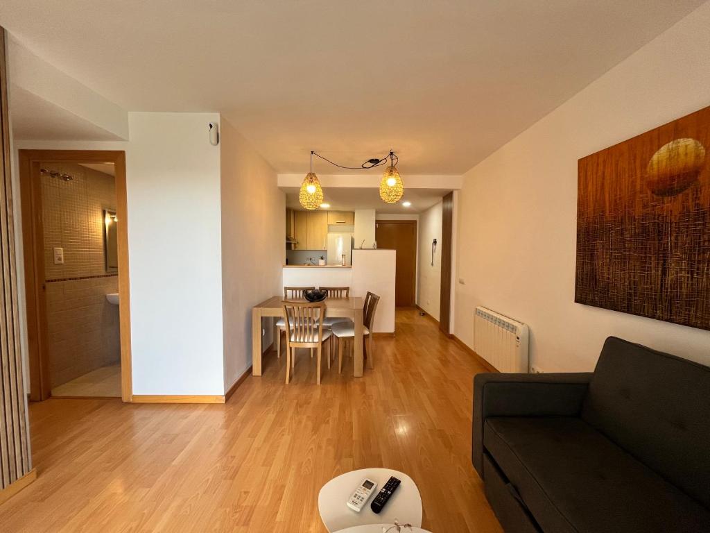 Apartamento con piscina en Roses - 5