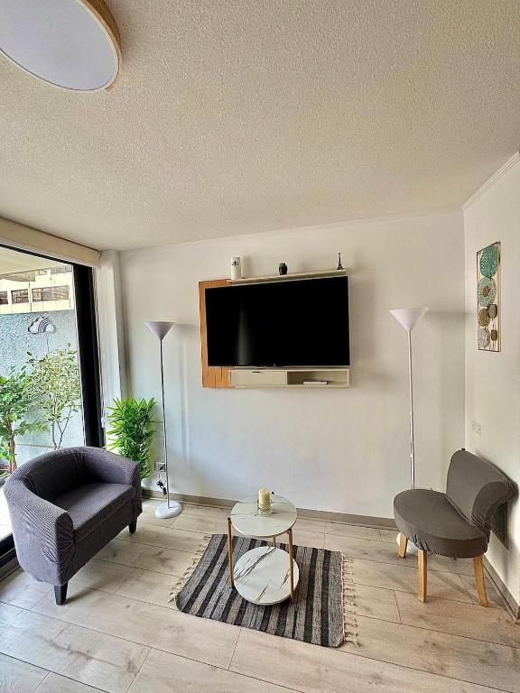 Departamento Suite moderno con ubicación privilegiada en el centro de Santiago, cercano a Palacio De La Moneda y lugares turísticos de la ciudad CON AIRE ACONDICIONADO - 4