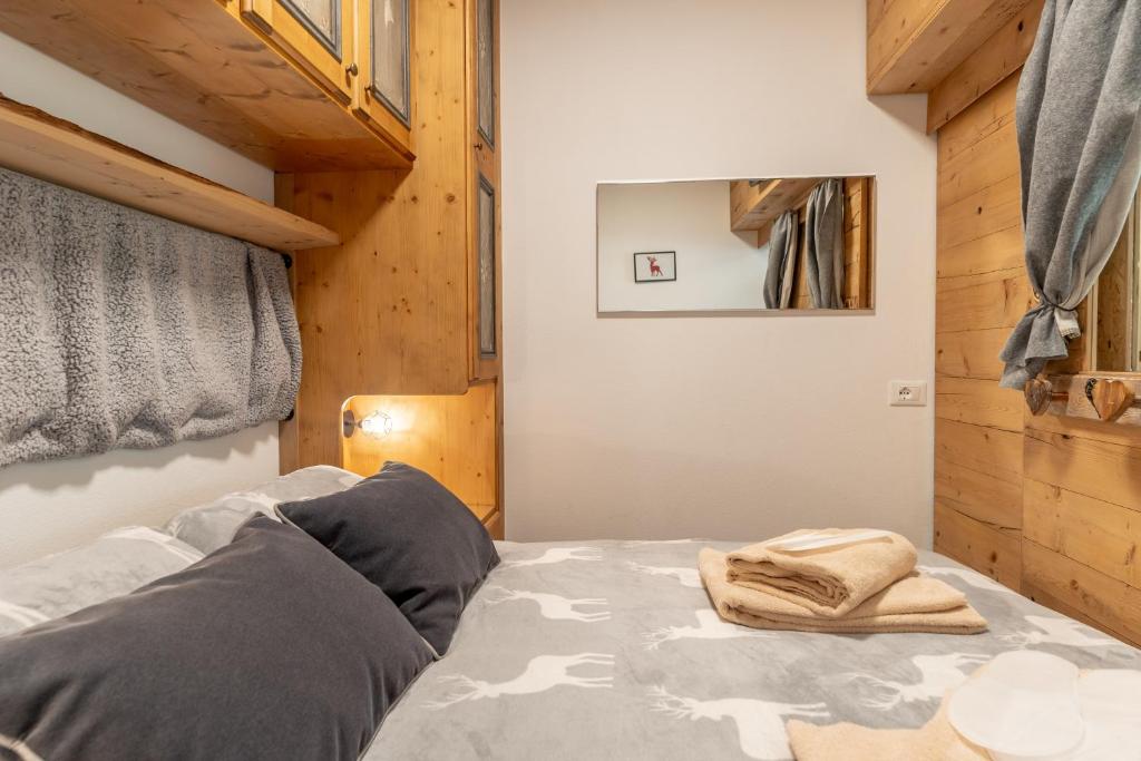Brenta Dolomites Views Retreat - Heart of Campiglio - 4