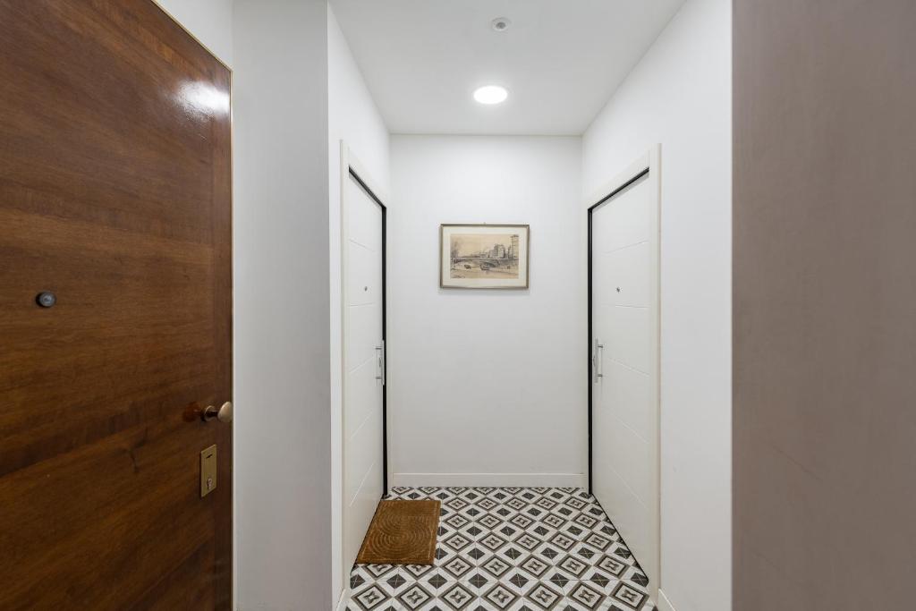 Central District Flat - 3